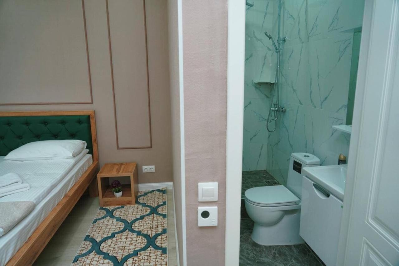 Halal Apart Hotel Almaty Exterior foto
